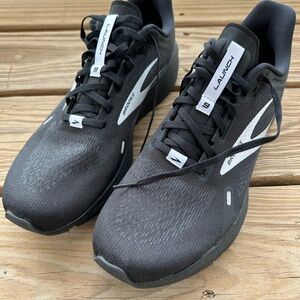 Men’s Brooks Launch 9 Black Charcoal Athletic Running Shoes - Never worn.